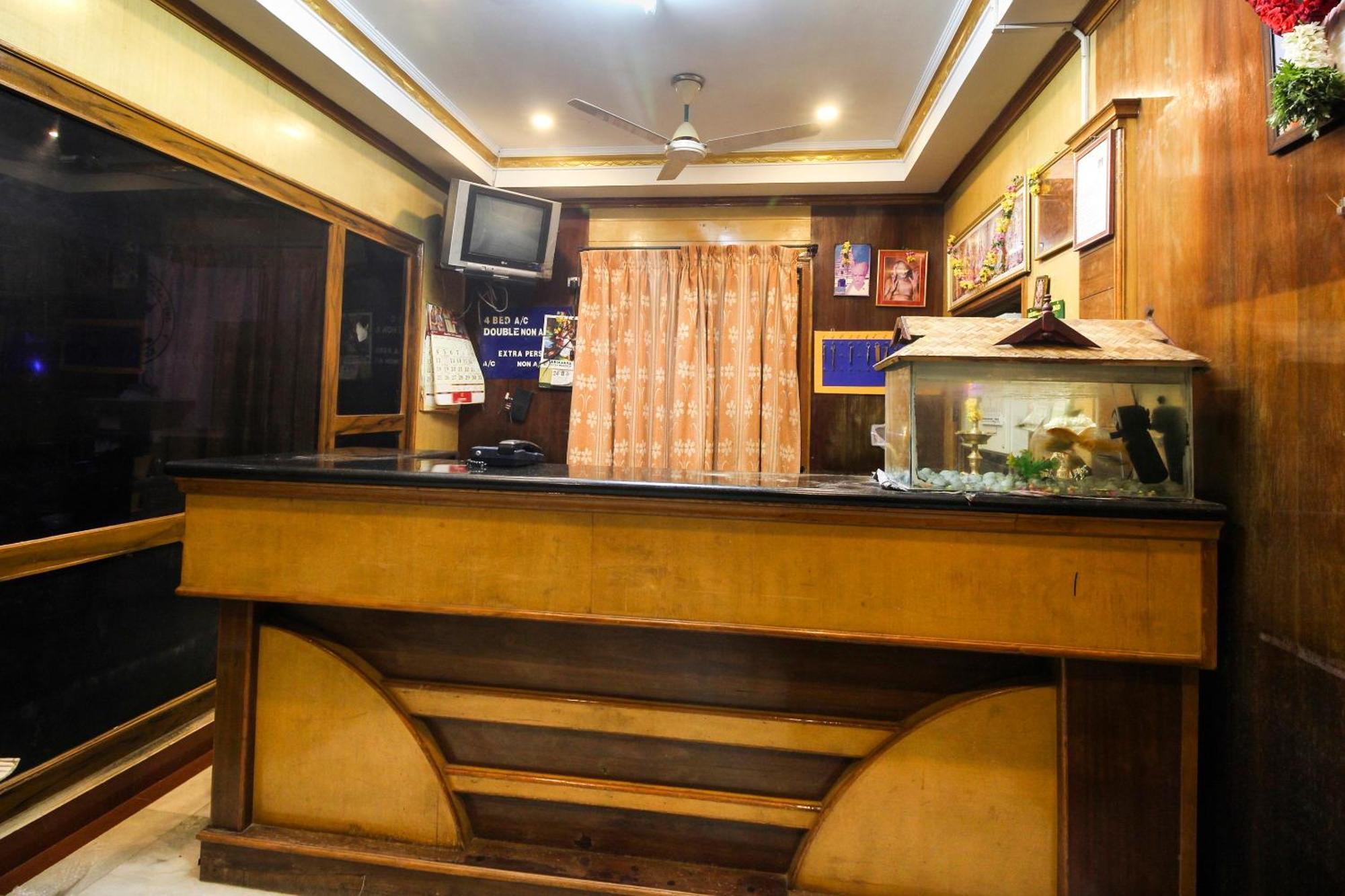 Spot On Jayalakshmi Residency Non Ac Hotel Kovilpatti Exterior photo