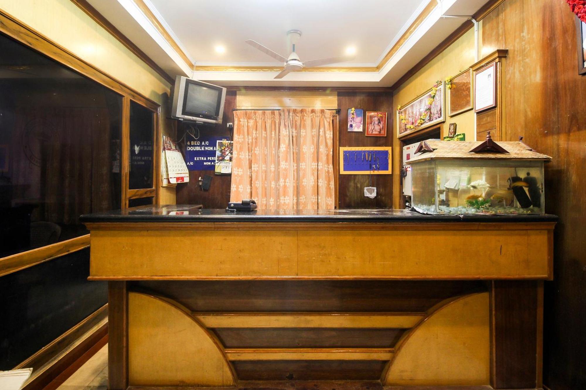 Spot On Jayalakshmi Residency Non Ac Hotel Kovilpatti Exterior photo